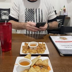 Chao Praya Thai Food - Deep fried wontons and crab Rangoons.. recommend the rangoons