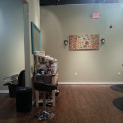 Lavish Salon