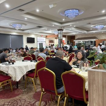 Cheung Hing - Milpitas - Interior - Dim Sum Near Me - Milpitas, California