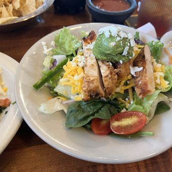 El Toro Mexican Restaurant - Salad - Mexican Near Me - Baytown, Texas El Toro Mexican Restaurant - Salad - Mexican Near Me - Baytown, Texas