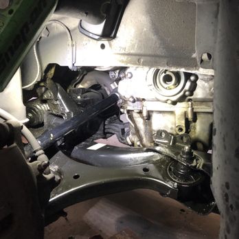 Hidalgo Auto Service - After Photo - motor oil cleaned up. - Auto Repair Near Me - Anaheim, California