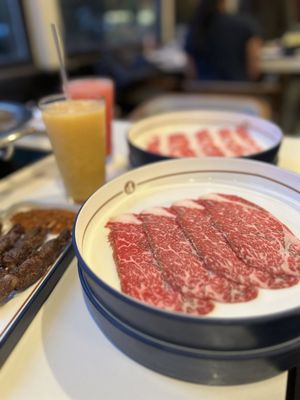 Liuyishou Hotpot by null