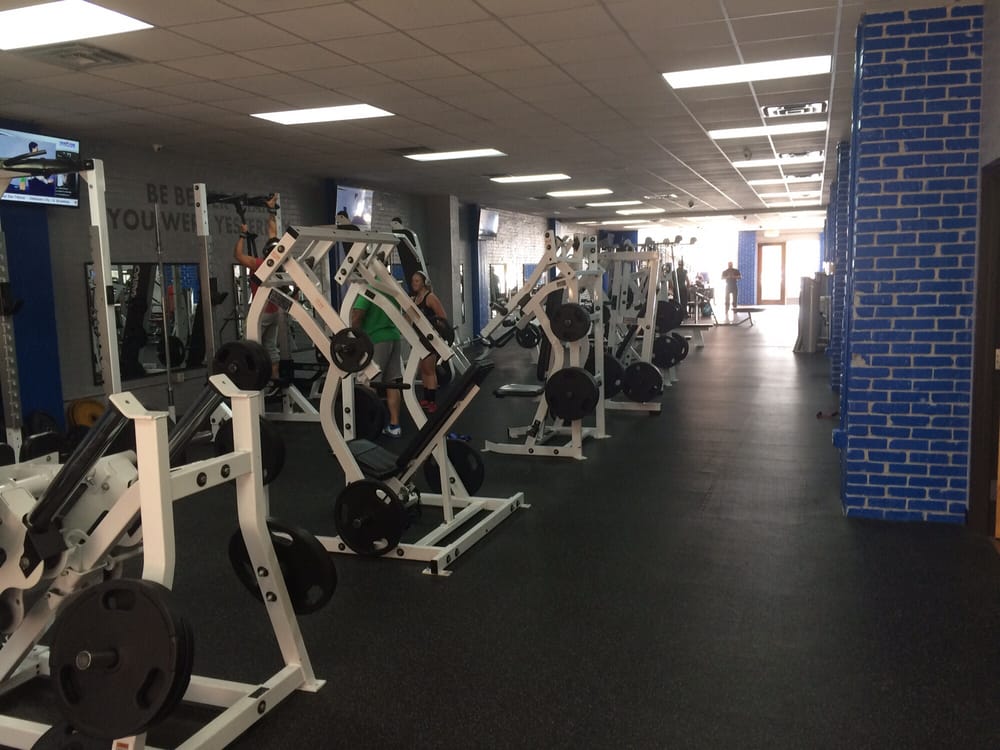 FOUR STAR FITNESS DOWNTOWN Updated September 2024 12 Reviews
