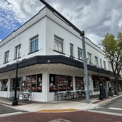 Divicious Deli & Coffee Shop