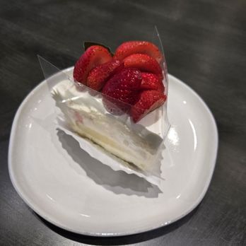 Petit Four Dessert Cafe - Strawberry Milk Tart - Desserts Near Me - Carrollton, Texas Petit Four Dessert Cafe - Strawberry Milk Tart - Desserts Near Me - Carrollton, Texas