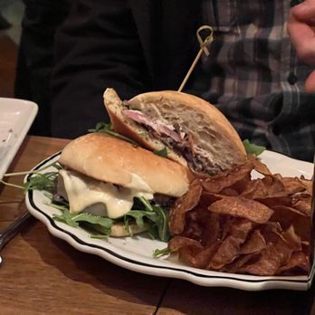 101 Craft Kitchen - New American Near Me - Westerville, Ohio