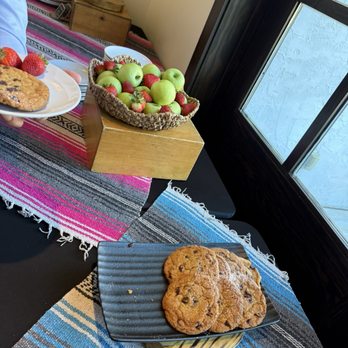 Texican Court - Conference snack time - Hotels Near Me - Irving, Texas Texican Court - Conference snack time - Hotels Near Me - Irving, Texas