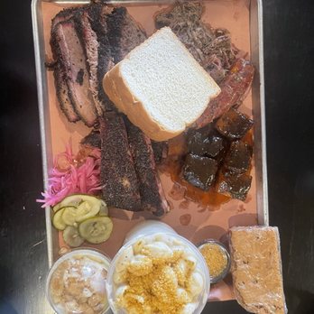 Interstellar BBQ - Lamb chop, brisket, Gouda Mac & cheese, banana budding, pork belly, jalapeño sausage and pork ribs - Barbeque Near Me - Austin, Texas Interstellar BBQ - Lamb chop, brisket, Gouda Mac & cheese, banana budding, pork belly, jalapeño sausage and pork ribs - Barbeque Near Me - Austin, Texas