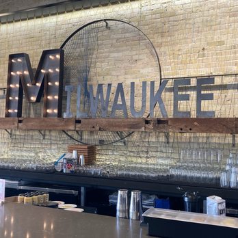 Central Standard Crafthouse & Kitchen - Distilleries Near Me - Milwaukee, Wisconsin