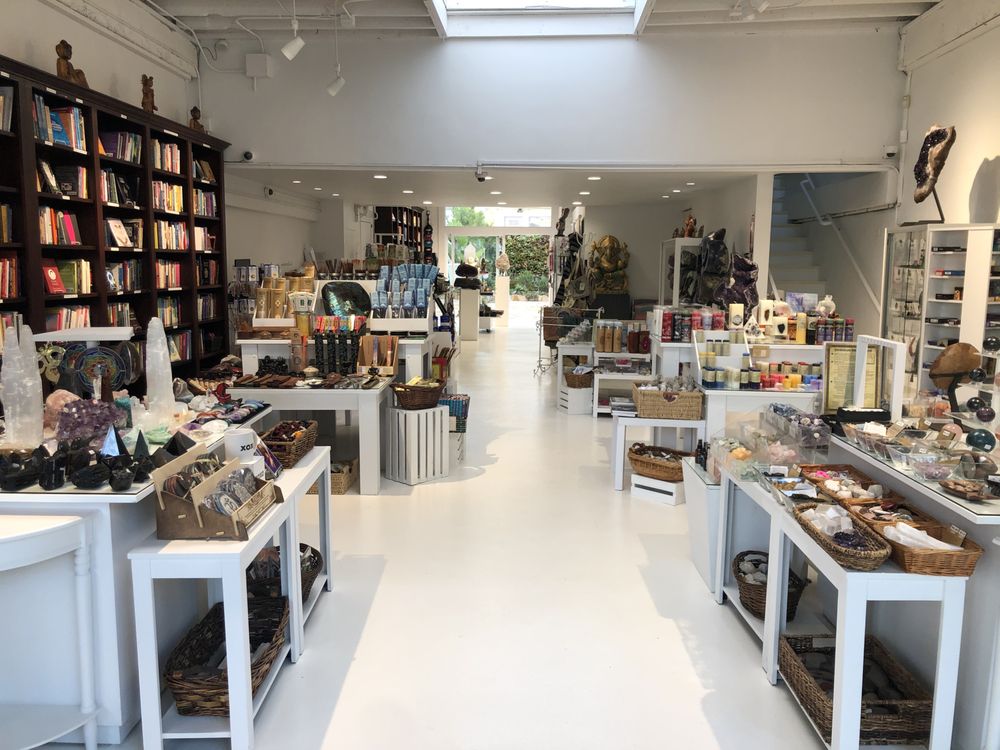 MYSTIC JOURNEY BOOKSTORE Updated August 2024 76 Photos & 141