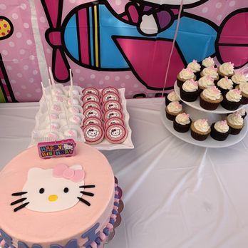 Christy's Frosted Delights - Hello Kitty treats! Super cute! - Bakeries Near Me Christy's Frosted Delights - Hello Kitty treats! Super cute! - Bakeries Near Me