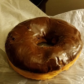 Pike Place Bakery - Fabulous looking donut but most disgusting donut I have ever tasted. 98% of the donut was cold stretchy uncooked dough. - Bakeries Near Me - Seattle, Washington Pike Place Bakery - Fabulous looking donut but most disgusting donut I have ever tasted. 98% of the donut was cold stretchy uncooked dough. - Bakeries Near Me - Seattle, Washington