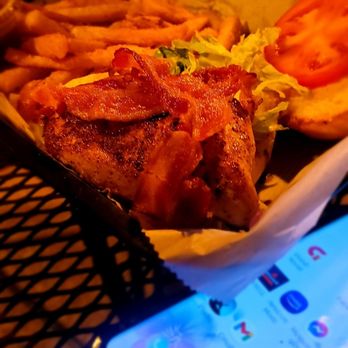 Awedaddys Bar & Grill - Bars Near Me - Gallatin, Tennessee