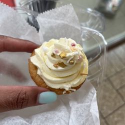 Irresistible Cupcakes - Lemon