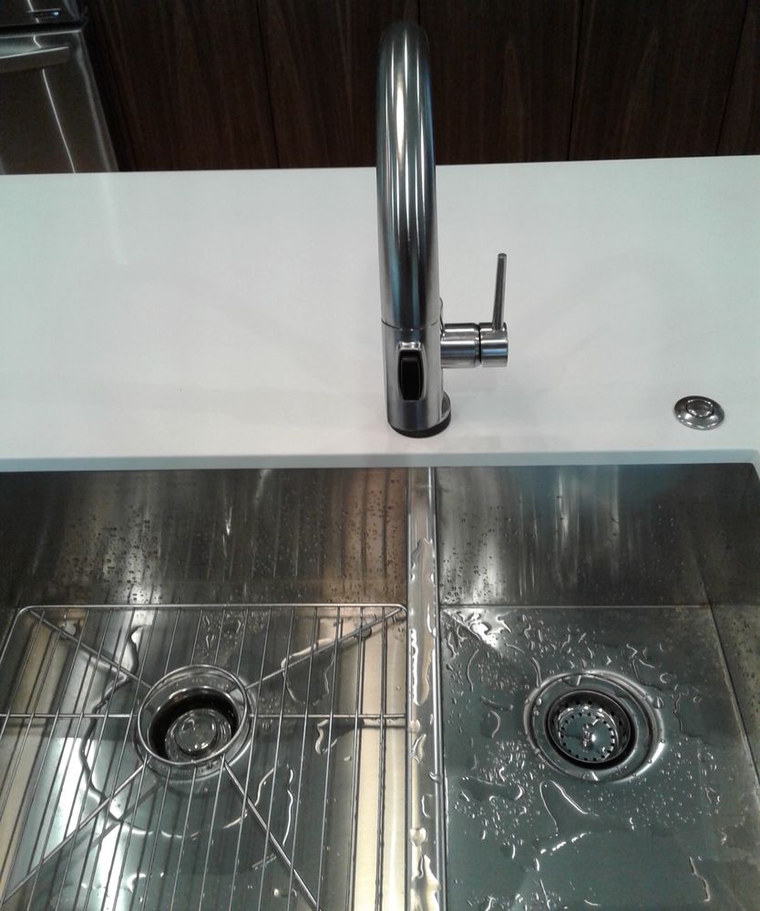 Slide of Meadowlark Plumbing