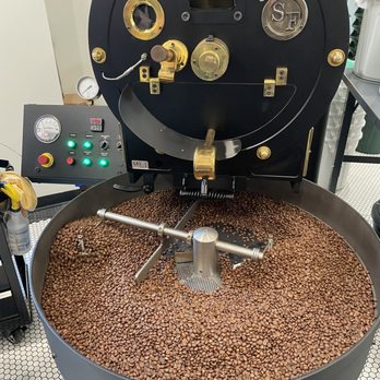 Whirlwind Coffee Company - Small batch coffee roasting with great attention to detail - Coffee Roasteries Near Me - Oak Park, Illinois