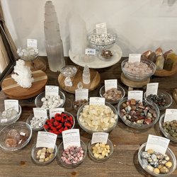 Meraki Market - Crystals