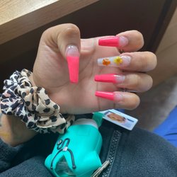 Rosette Nails - Nails by Jen