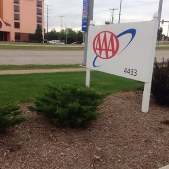AAA - 27th Street - Look for this sign before the freeway entrance - Travel Services Near Me - Milwaukee, Wisconsin AAA - 27th Street - Look for this sign before the freeway entrance - Travel Services Near Me - Milwaukee, Wisconsin
