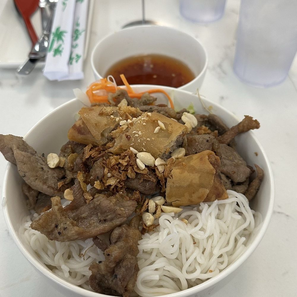 Viet Pho - Pork and egg roll vermicelli - Vietnamese Near Me - St Charles, Missouri Viet Pho - Pork and egg roll vermicelli - Vietnamese Near Me - St Charles, Missouri