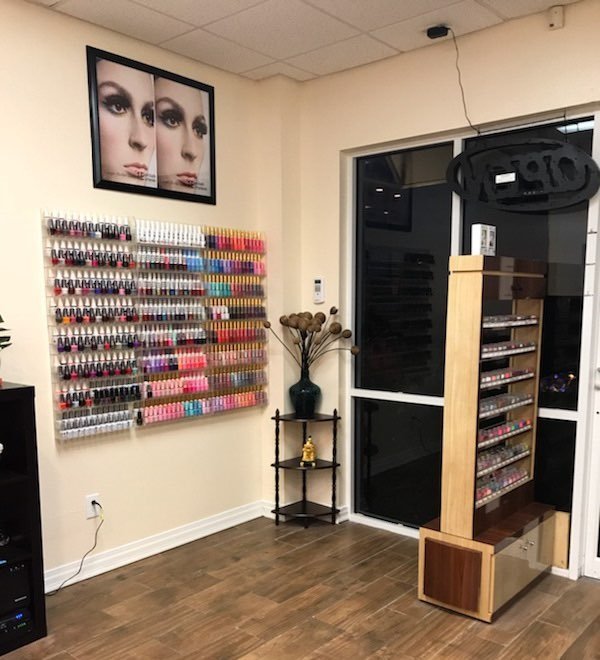K&S Nails Logo