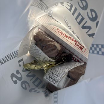 See's Candies - Candy Stores Near Me - La Mesa, California See's Candies - Candy Stores Near Me - La Mesa, California