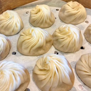 Din Tai Fung - Kurobuta Pork Xiao Long Bao (10 each) - Shanghainese Near Me - Costa Mesa, California Din Tai Fung - Kurobuta Pork Xiao Long Bao (10 each) - Shanghainese Near Me - Costa Mesa, California