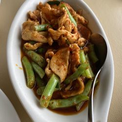 Vieng Thai - Pad prik khing chicken