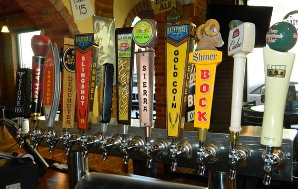 Boonie's On the Avenue by null