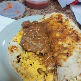 Eddie's Taco House - Carne guisada taco with cheese. - Tacos Near Me - San Antonio, Texas Eddie's Taco House - Carne guisada taco with cheese. - Tacos Near Me - San Antonio, Texas