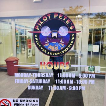 Pilot Pete's - American Near Me - Schaumburg, Illinois