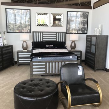 Rooms To Go - Furniture Stores Near Me - Friendswood, Texas