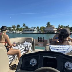 Marathon Pontoon Rental