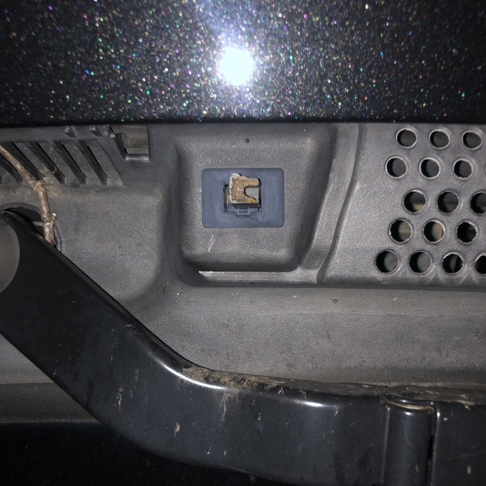 SJ Denham Collision Repair Center - Broken Trim piece. Not fixed. - Body Shops Near Me - Redding, California