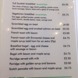 dancing midge - Great breakfast menu. Get the French toast with emmental and ham, it's the best thing ever!