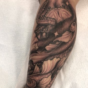Broken Dagger Tattoo Parlor - So far this is the bottom part of the tattoo. And I'm so in love with it - Tattoo Near Me - Las Vegas, Nevada Broken Dagger Tattoo Parlor - So far this is the bottom part of the tattoo. And I'm so in love with it - Tattoo Near Me - Las Vegas, Nevada