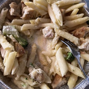 Mumma Marys - Dried out flavorless and just plain disgusting. - Italian Near Me - Wareham, Massachusetts