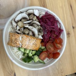 OverGreens Salads & Juices - The food looks great, but I was confused that the mushrooms are raw and the cabbage is very sour.