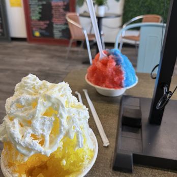 Big Wave Boba - Blue raspberry and Cherry - Shaved Ice Near Me - Pismo Beach, California