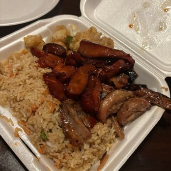China Max - Chinese Near Me - Trumbull, Connecticut