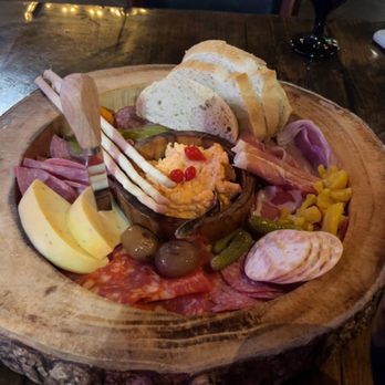 Bites & Bubbles - charcuterie board - Wine Bars Near Me - Orlando, Florida