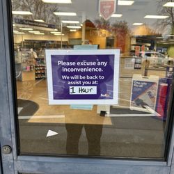 FedEx Office Print & Ship Center - Ridiculous sign with no time when they will return.... Just back in 1 hour. No ned for 1 hour break cause store is only open 6 hours today!