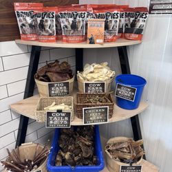 Edgewood Locker - Dog treats