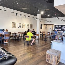 PJ's Coffee - Seating area