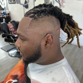 Trices Headquarters - Barbers Near Me - Lansing, Michigan