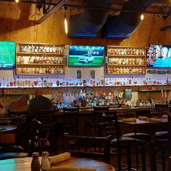 Charred Oak Grill - Great atmosphere and plenty of bourbon to choose from if that's your thing. - New American Near Me - Somerset, Kentucky Charred Oak Grill - Great atmosphere and plenty of bourbon to choose from if that's your thing. - New American Near Me - Somerset, Kentucky