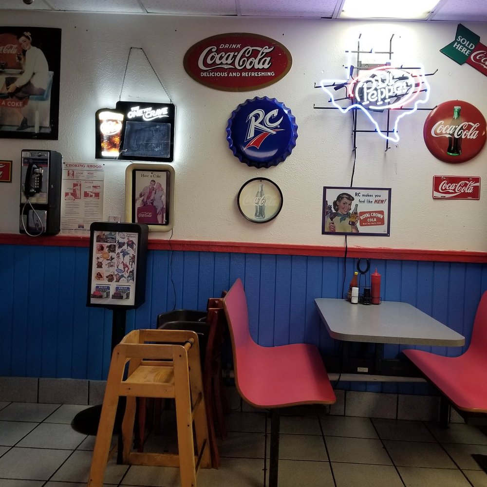 Hav-R Charburger - A small section of the Dining area - Burgers Near Me - Duncanville, Texas Hav-R Charburger - A small section of the Dining area - Burgers Near Me - Duncanville, Texas