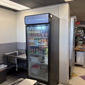 Bon Appetit Grill - More drink options and they sell picklez by the case - Haitian Near Me - Orlando, Florida
