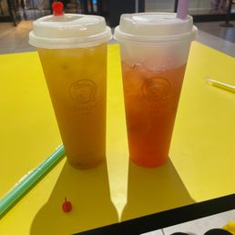 Very tropical infusion and strawberry lemonade Very tropical infusion and strawberry lemonade