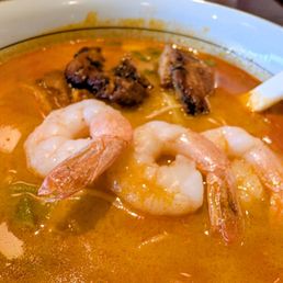 A2 - Spicy Prawn & Braised Scallion Soy Chicken Noodle